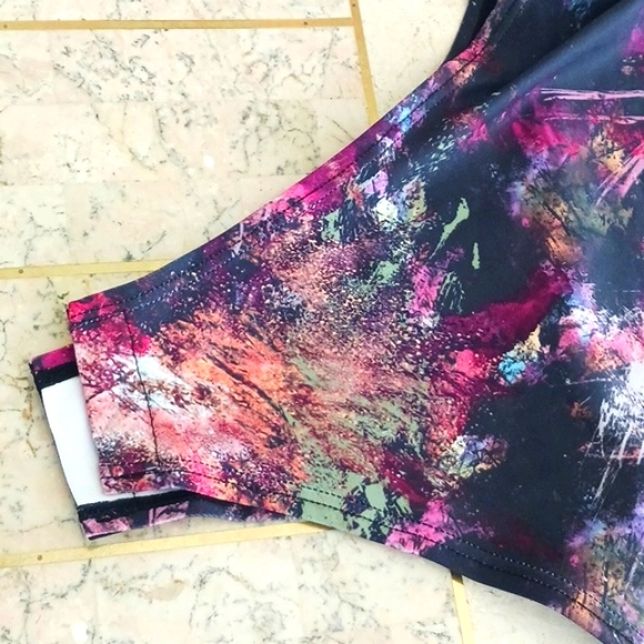 Womens Body Suit, Size Large Multi color,,lined,2 button snap close, New(unworn) - Picture 4 of 9